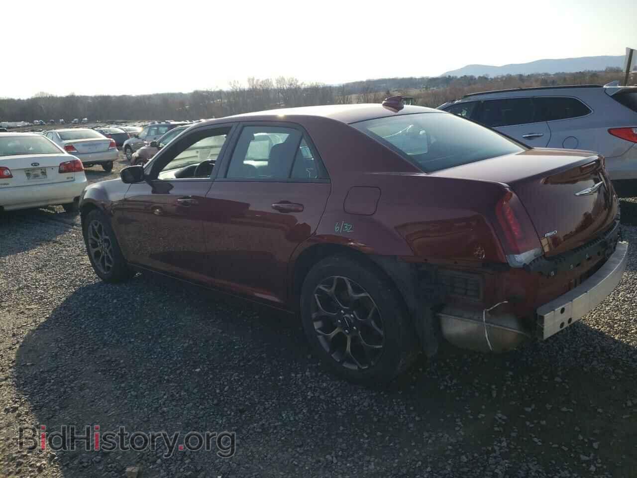 2018 CHRYSLER 300 - VIN: 2C3CCAGG7JH331060 - Фото 2
