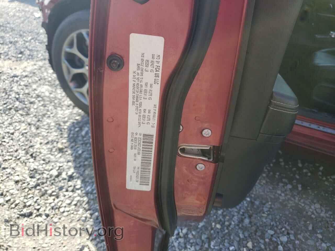 2018 CHRYSLER 300 - VIN: 2C3CCAGG7JH331060 - Фото 13