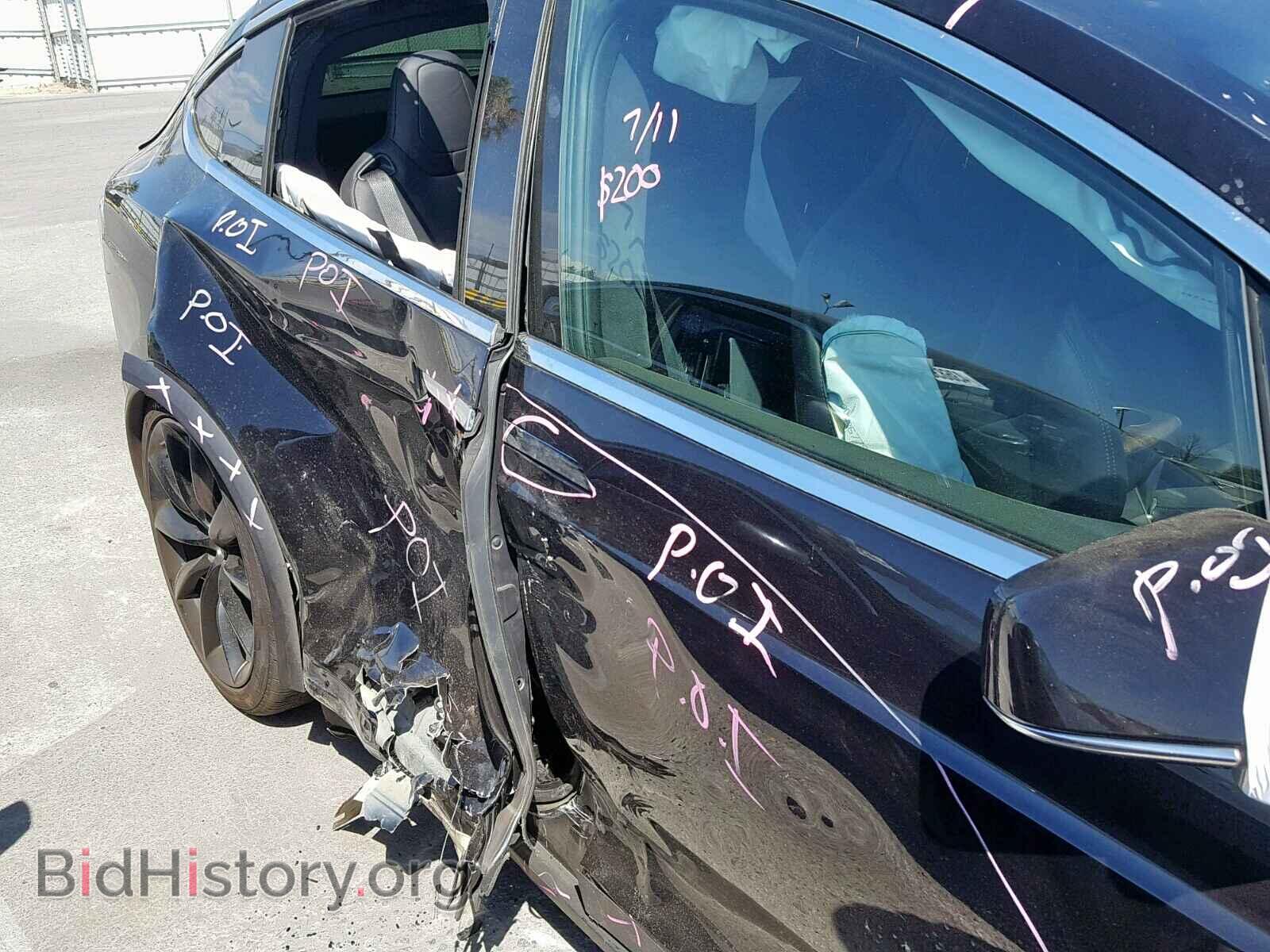 2017 TESLA MODEL X - VIN: 5YJXCBE21HF041309 - Photo 9