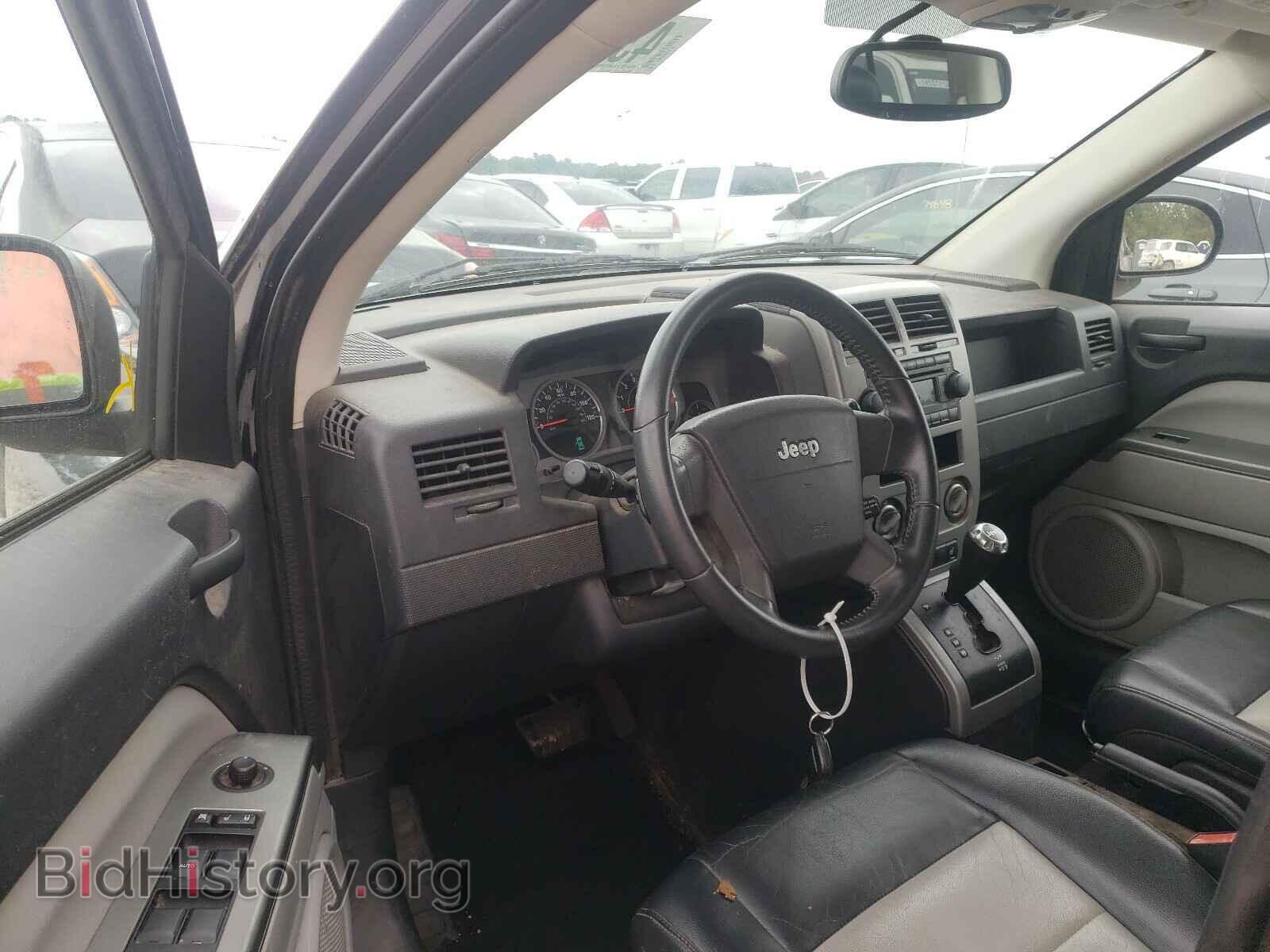 2007 JEEP COMPASS - VIN: 1J8FF57W37D586124 - Фото 9