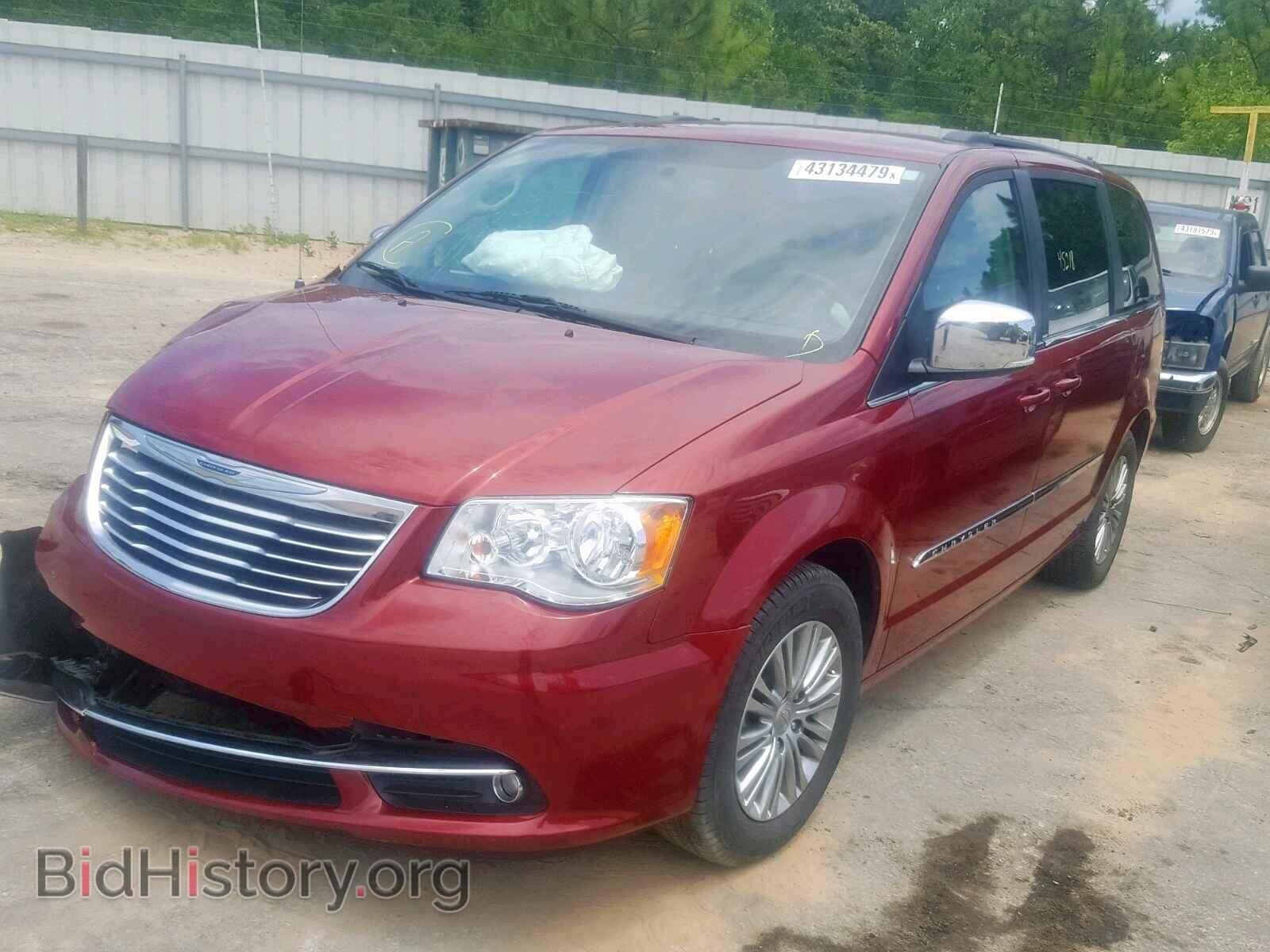 2013 CHRYSLER TOWN & COU - VIN: 2C4RC1CG1DR756218 - Фото 2