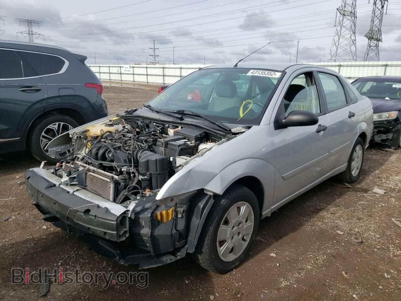2007 FORD FOCUS - VIN: 1FAHP34N37W222633 - Фото 2