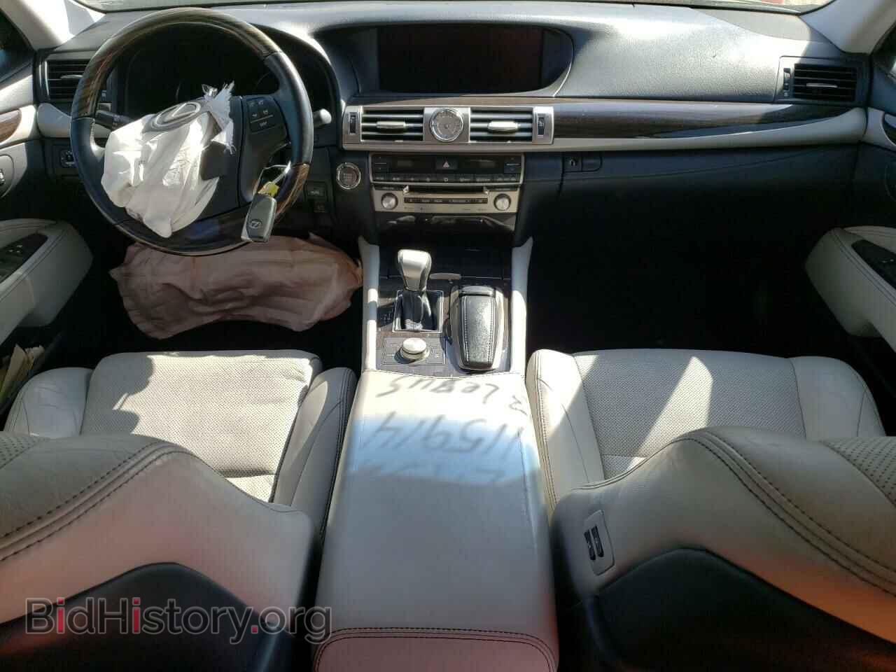 2013 LEXUS LS460 - VIN: JTHBL5EF4D5115914 - Photo 8