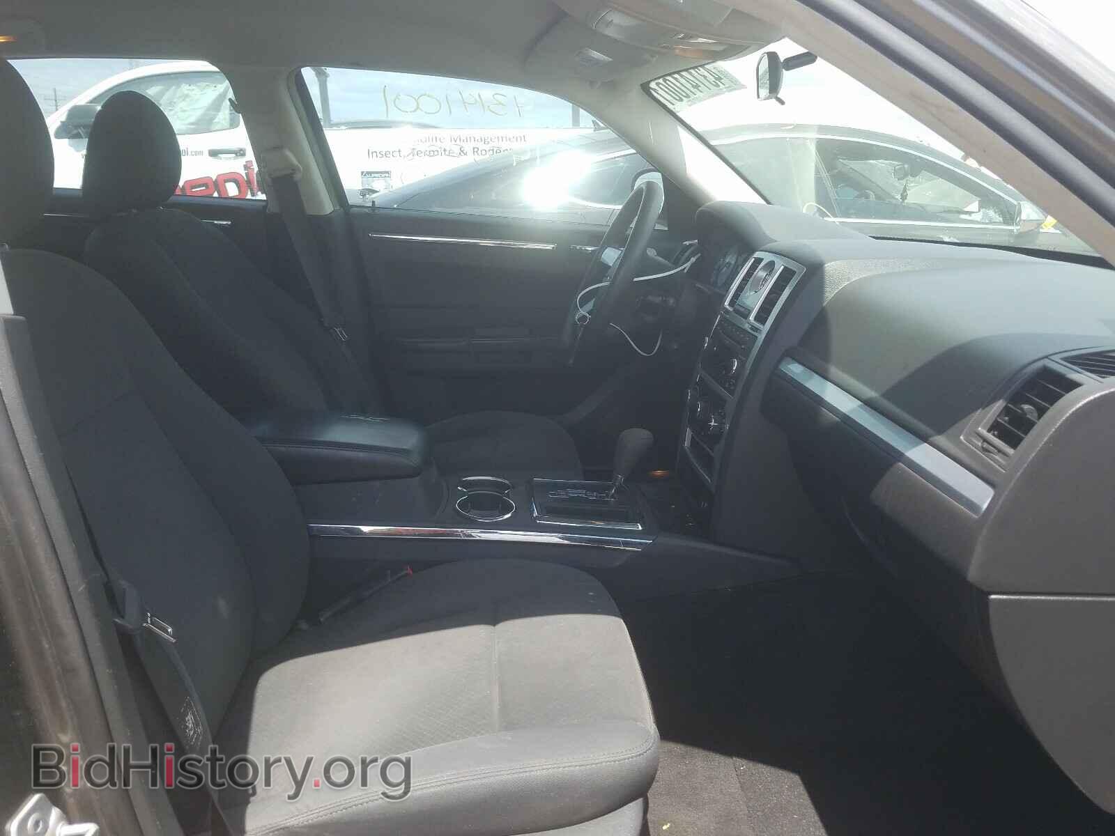 2010 CHRYSLER 300 - VIN: 2C3CA4CD9AH180581 - Фото 5