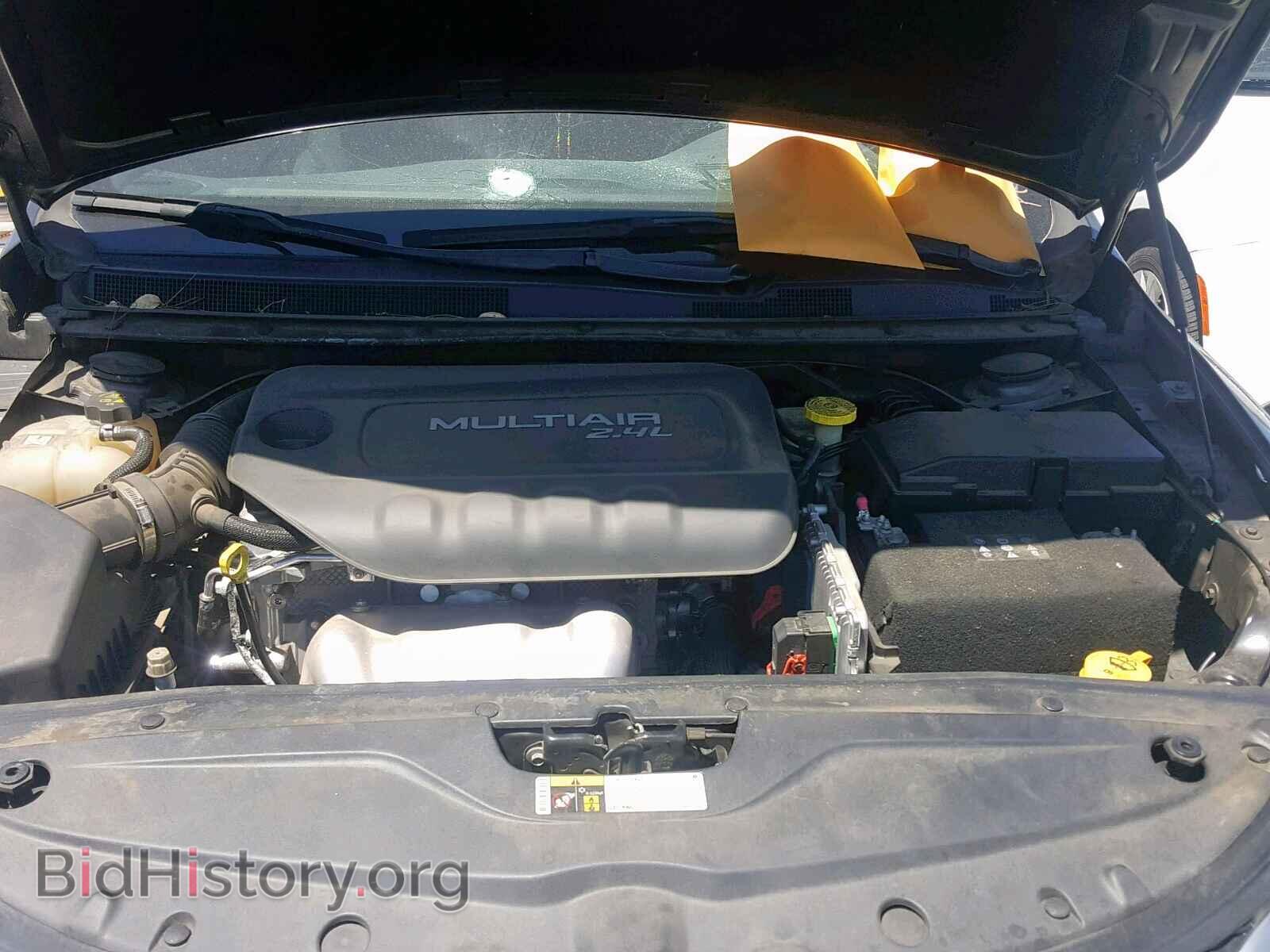 2016 CHRYSLER 200 - VIN: 1C3CCCAB3GN169632 - Photo 7