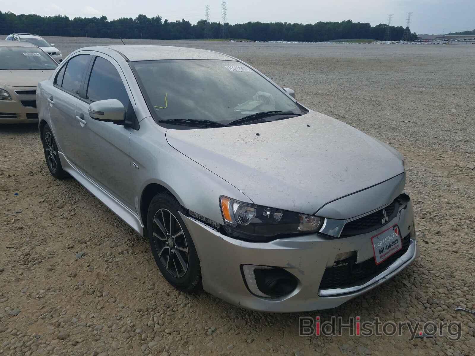 Photo JA32U2FU0HU004264 - MITSUBISHI LANCER 2017