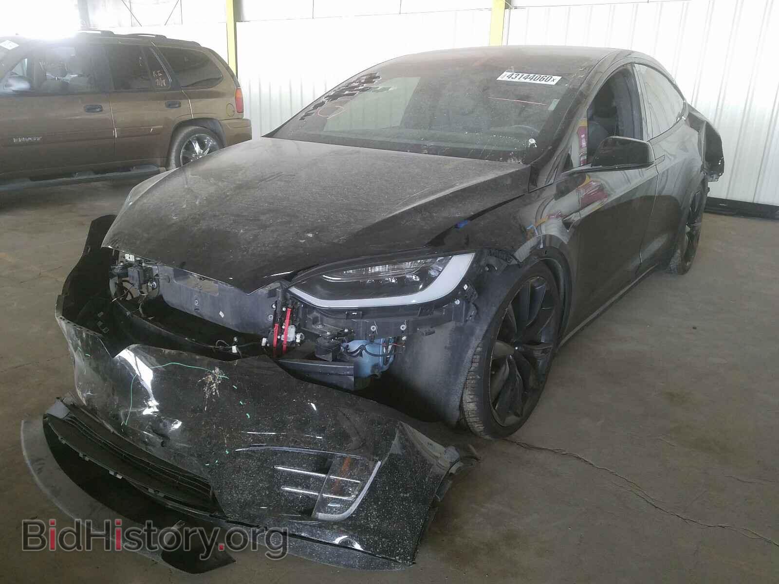 2017 TESLA MODEL X - VIN: 5YJXCBE26HF051303 - Фото 2