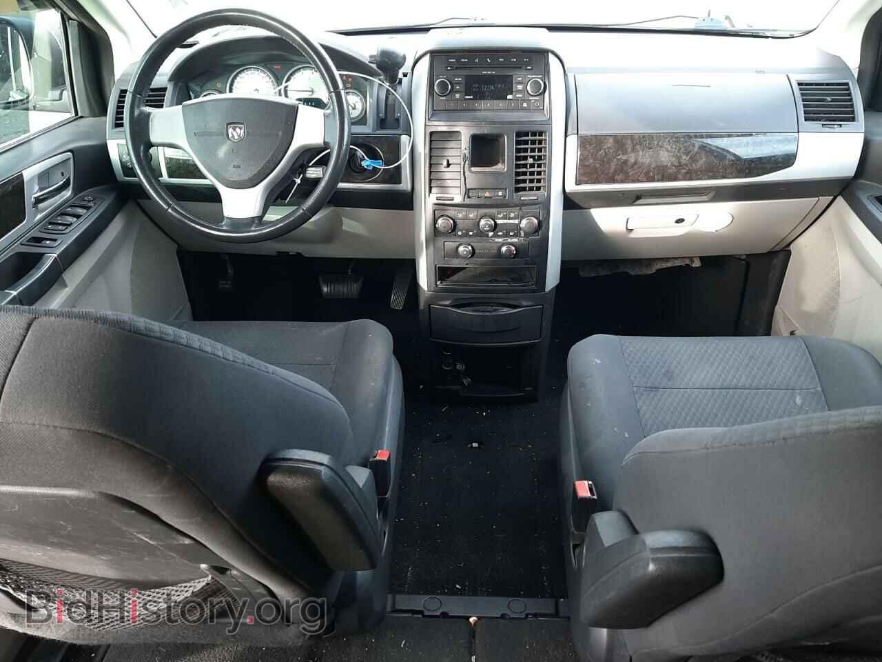 2010 DODGE CARAVAN - VIN: 2D4RN5D16AR475669 - Фото 8