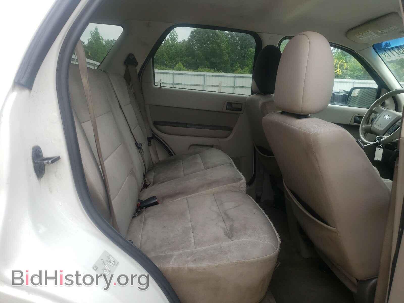 2011 FORD ESCAPE - VIN: 1FMCU0D73BKC18476 - Фото 6