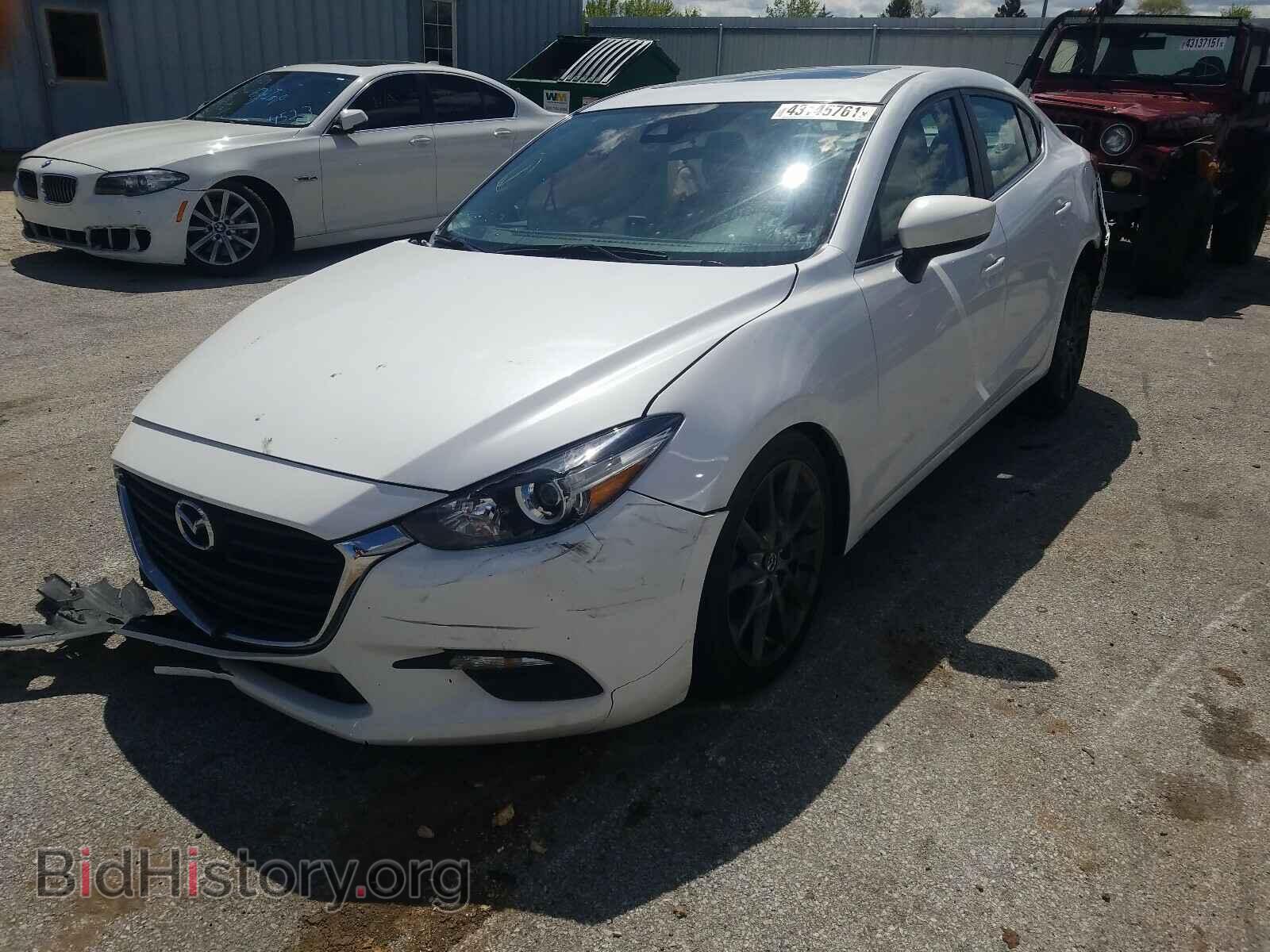2018 MAZDA 3 - VIN: 3MZBN1V3XJM203279 - Фото 2