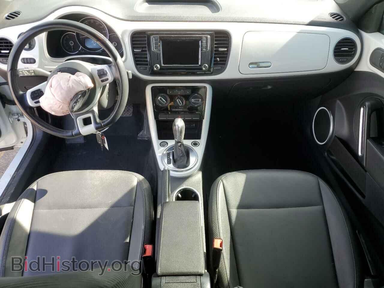 2017 VOLKSWAGEN BEETLE - VIN: 3VW517AT2HM804939 - Фото 8