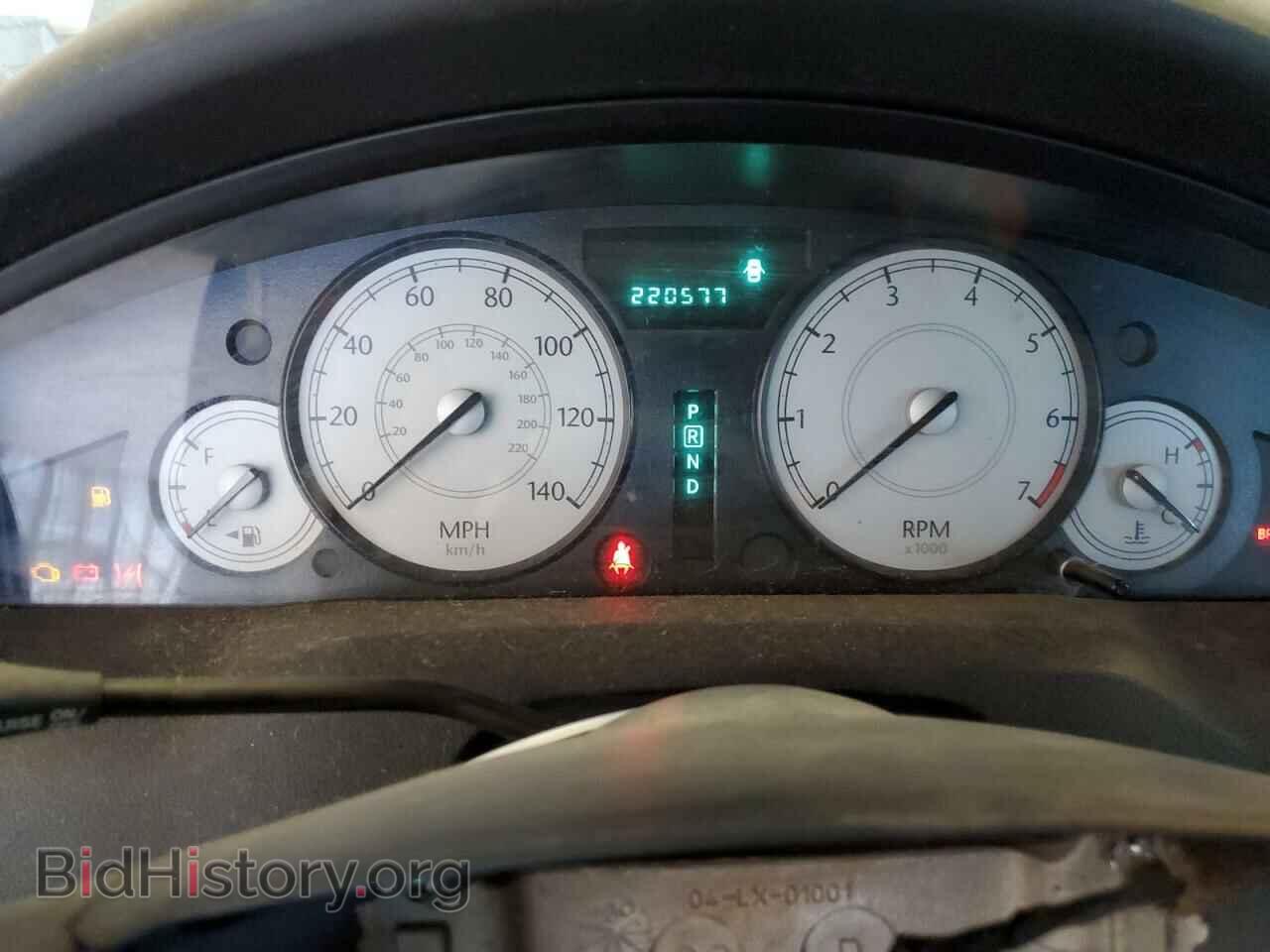 2007 CHRYSLER 300 - VIN: 2C3KA53G47H693094 - Фото 9