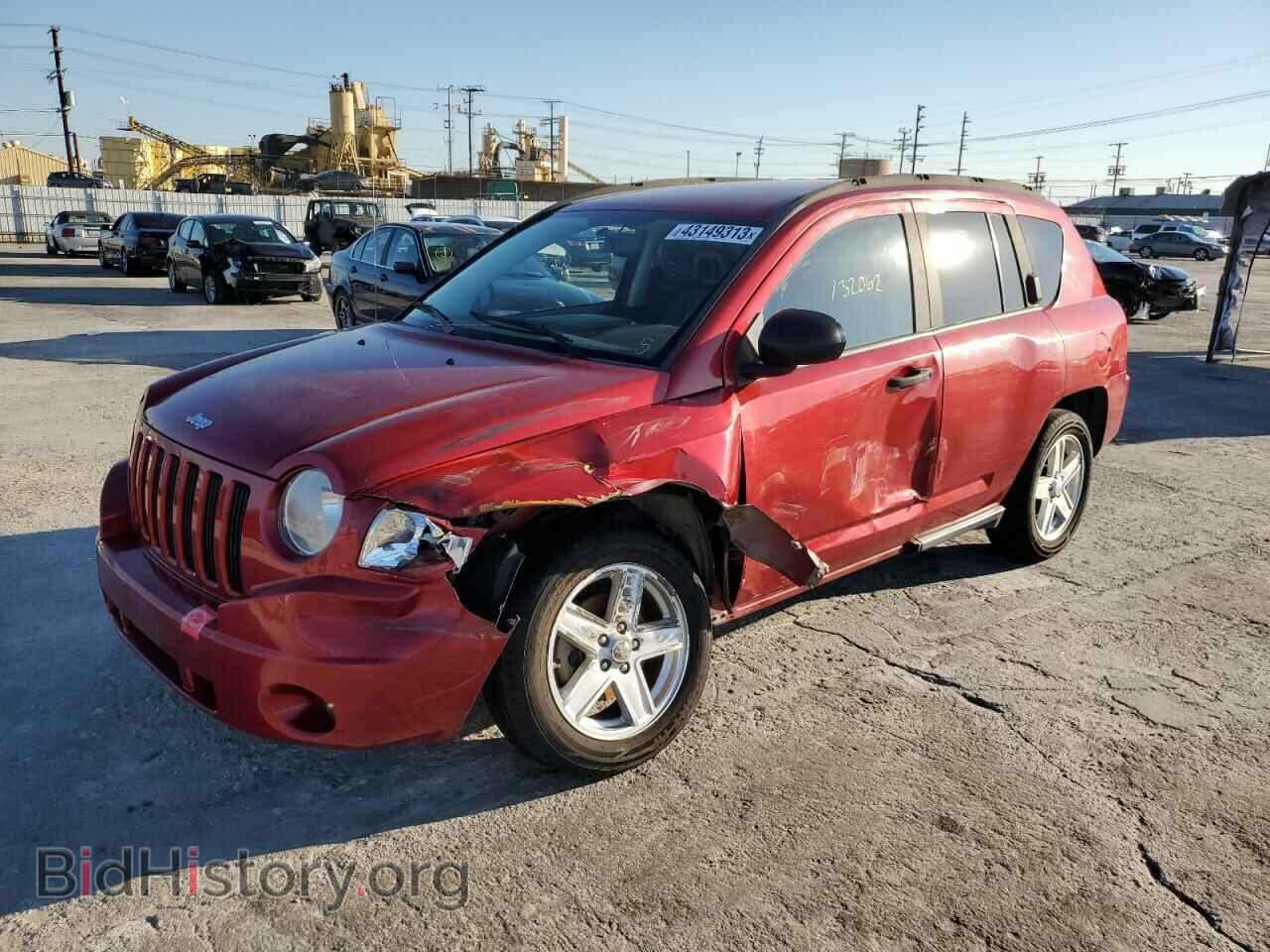 Фотография 1J8FT47W07D102106 - JEEP COMPASS 2007