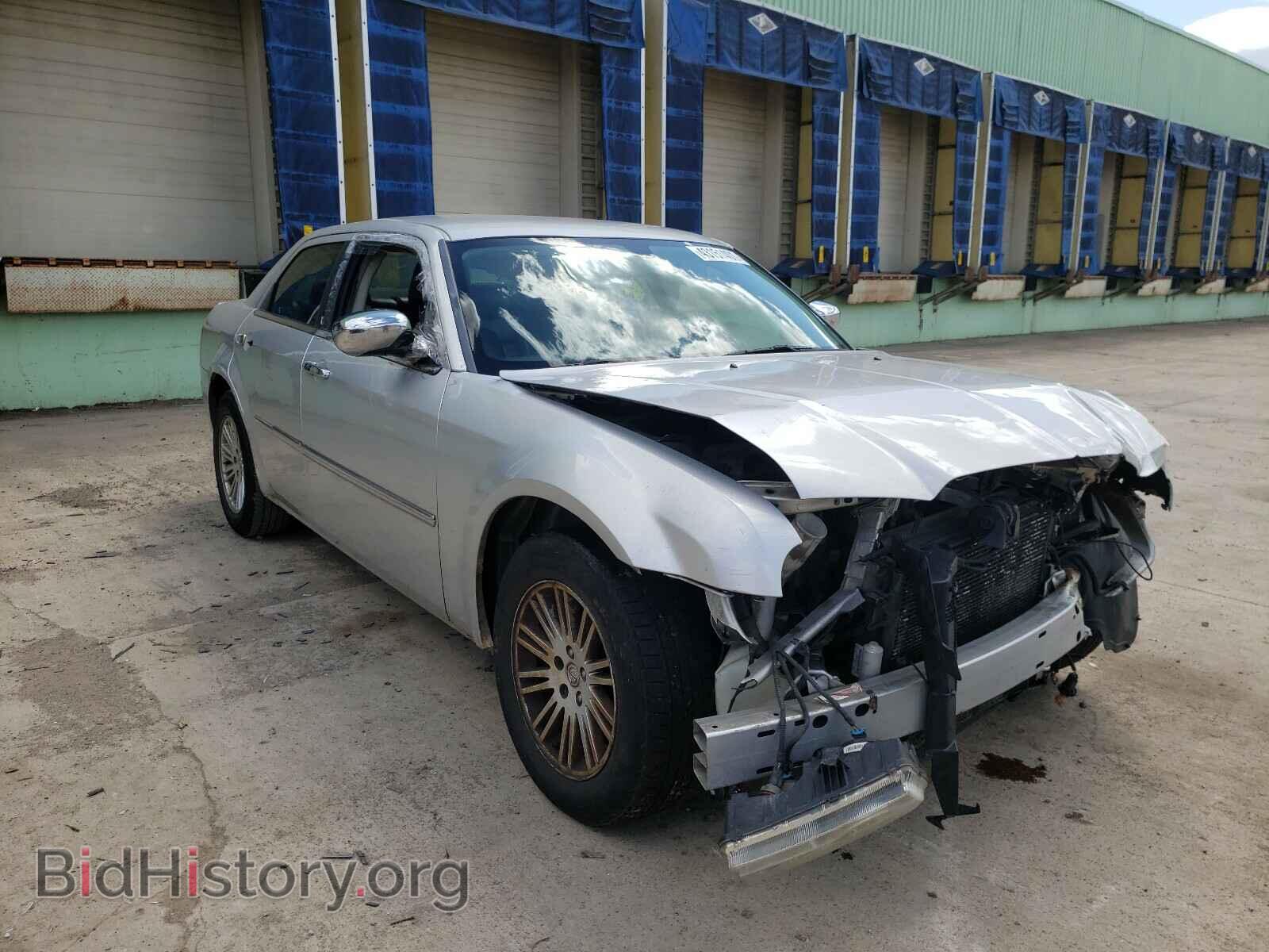 Photo 2C3CA5CV0AH326879 - CHRYSLER 300 2010