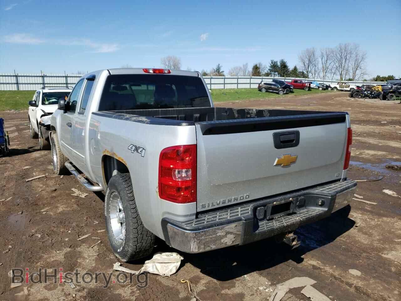 2011 CHEVROLET SILVERADO - VIN: 1GCRKREA2BZ364958 - Фото 3