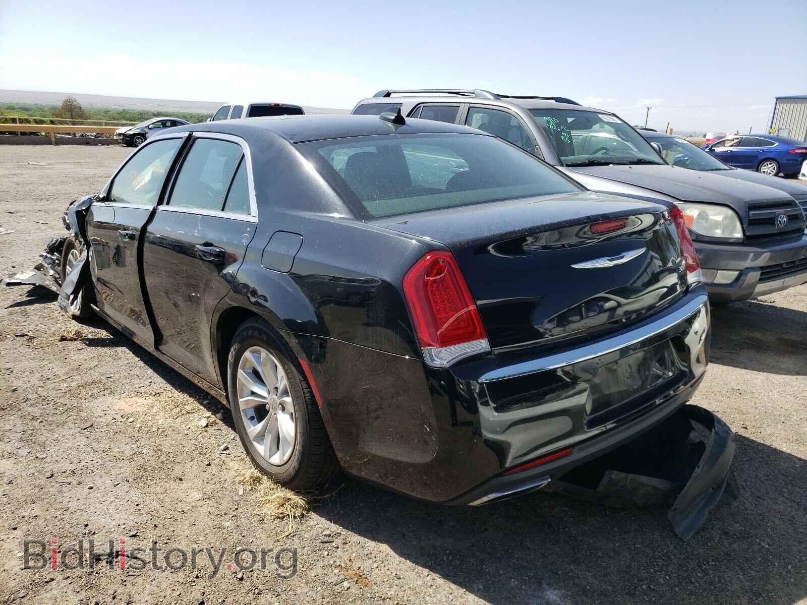 2016 CHRYSLER 300 - VIN: 2C3CCAAG4GH167350 - Фото 3