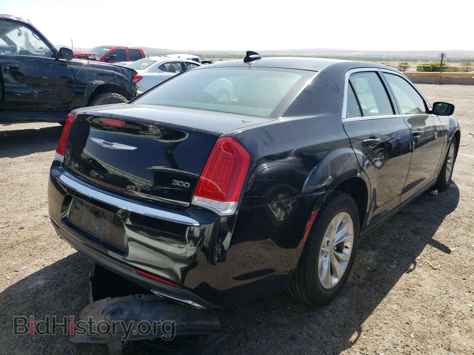 2016 CHRYSLER 300 - VIN: 2C3CCAAG4GH167350 - Фото 4