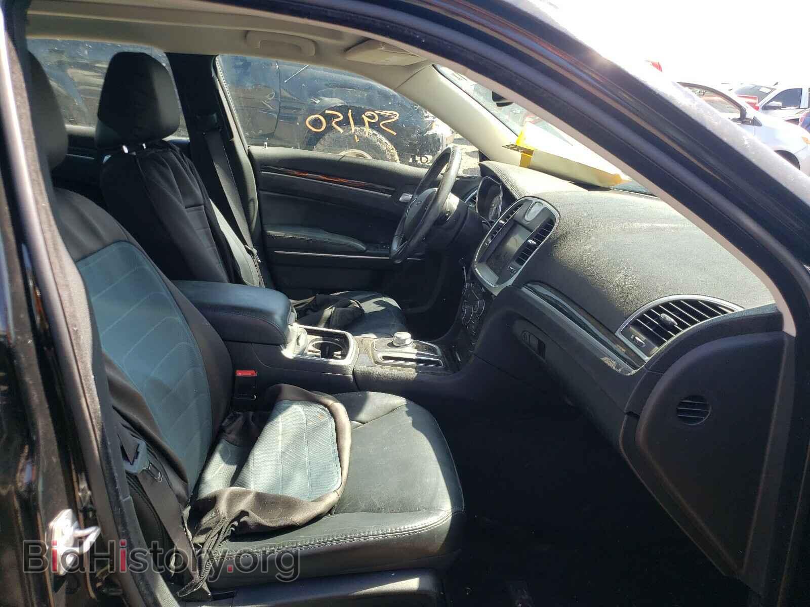 2016 CHRYSLER 300 - VIN: 2C3CCAAG4GH167350 - Фото 5