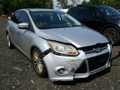 2012 Ford FOCUS Focus SEL, silver — VIN 1FAHP3H26CL189901, Copart