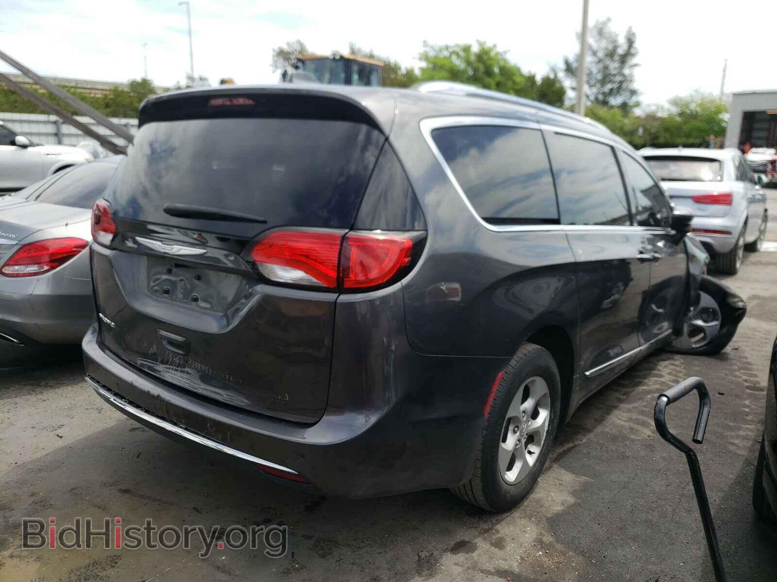 2017 CHRYSLER PACIFICA - VIN: 2C4RC1EG4HR836910 - Фото 4