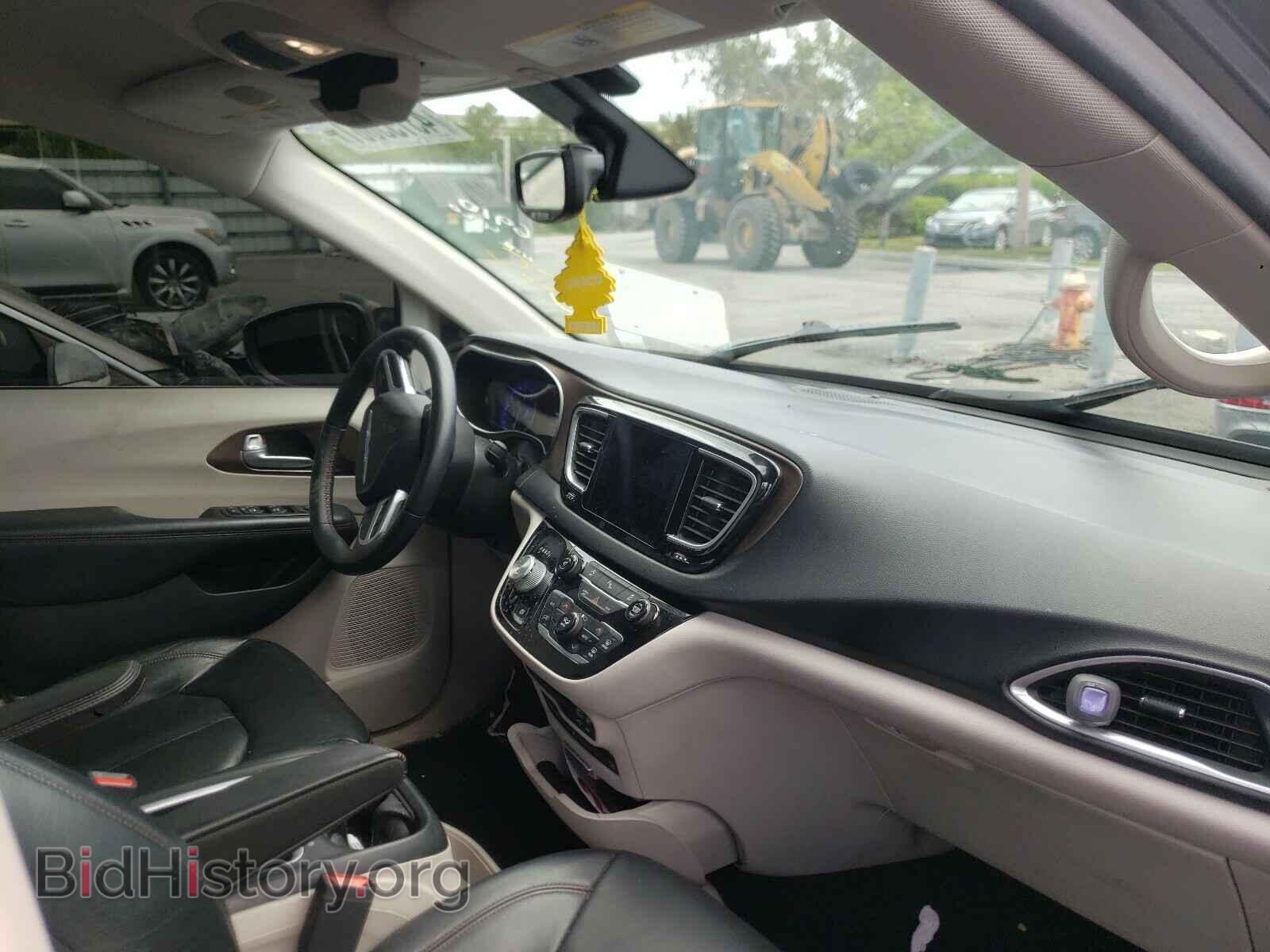 2017 CHRYSLER PACIFICA - VIN: 2C4RC1EG4HR836910 - Фото 9