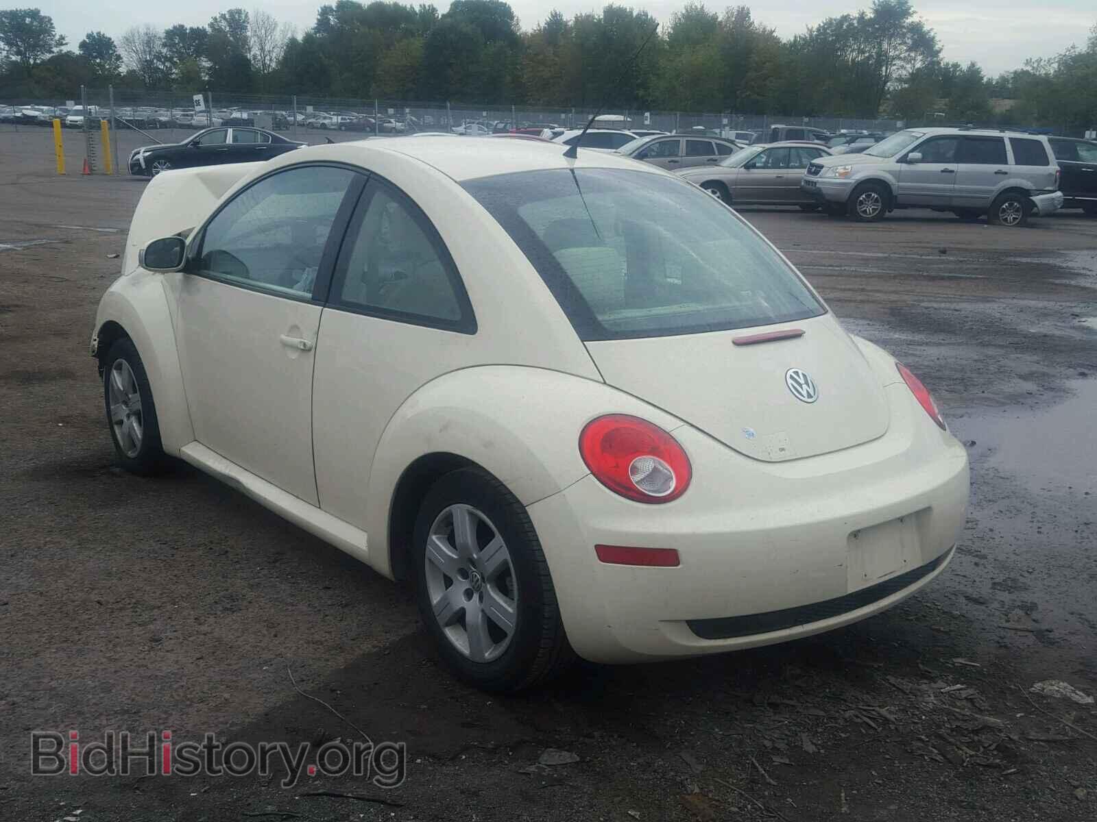 2007 VOLKSWAGEN BEETLE - VIN: 3VWPW31C47M500089 - Фото 3