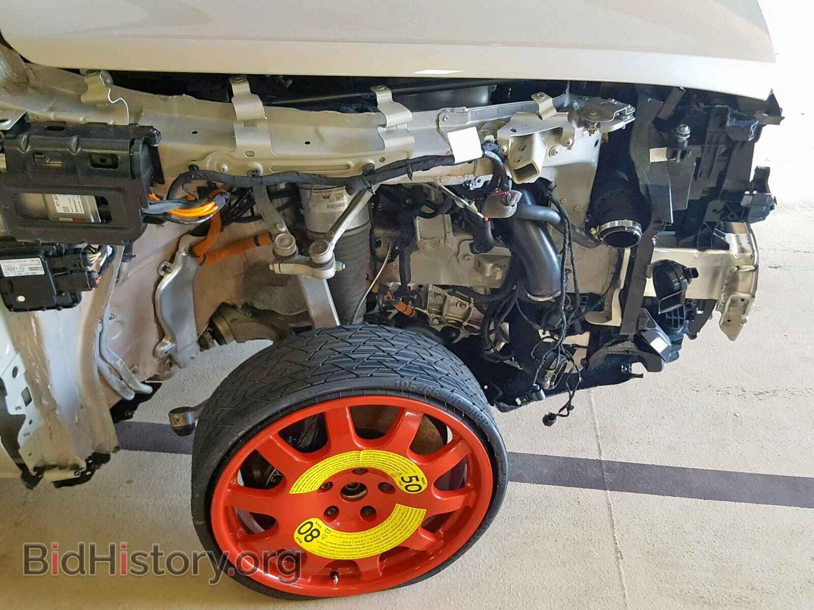 2018 BENTLEY BENTAYGA - VIN: SJAAC2ZV3JC017253 - Фото 9