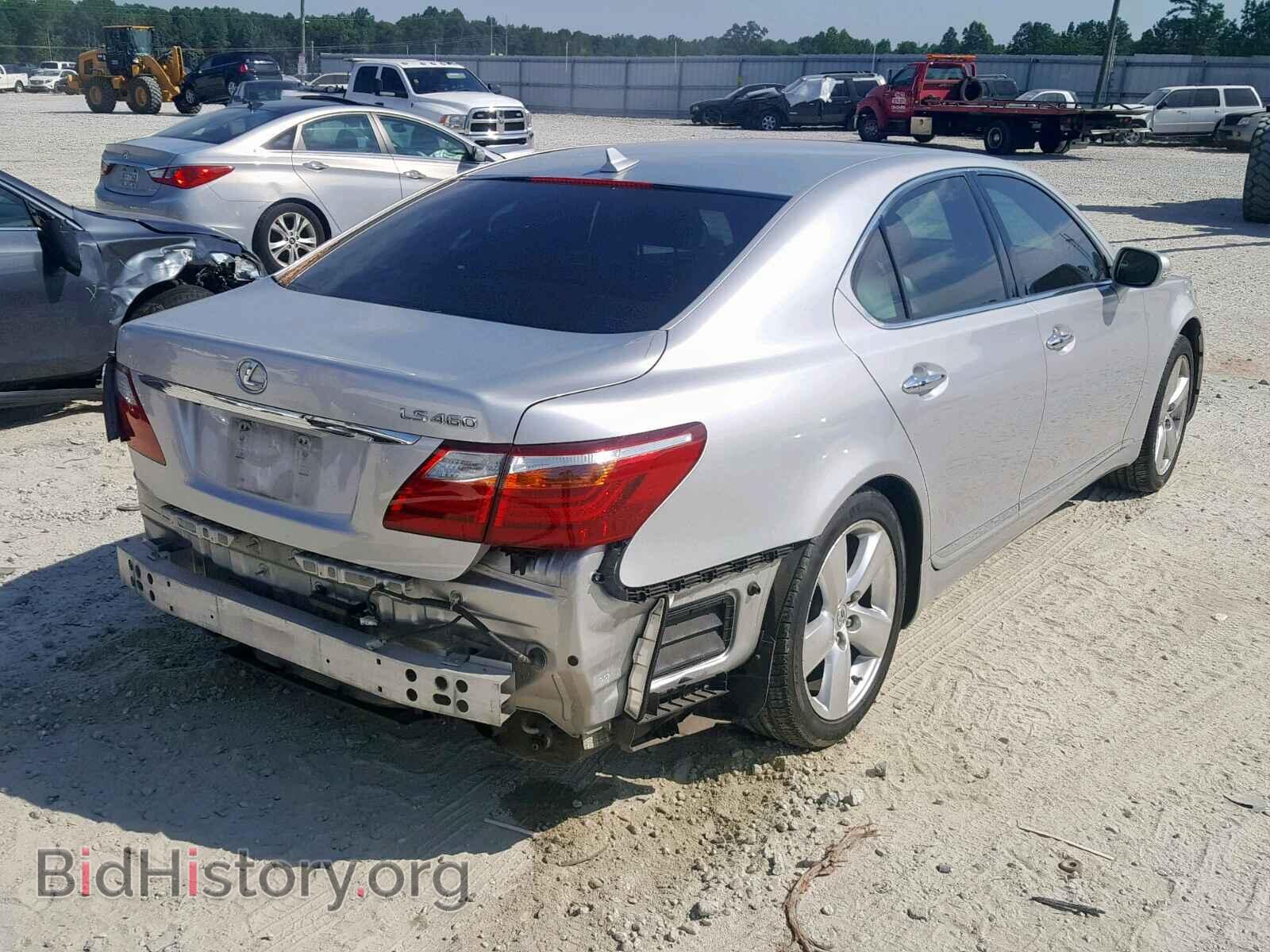 2011 LEXUS LS460 - VIN: JTHBL5EF4B5106109 - Photo 4