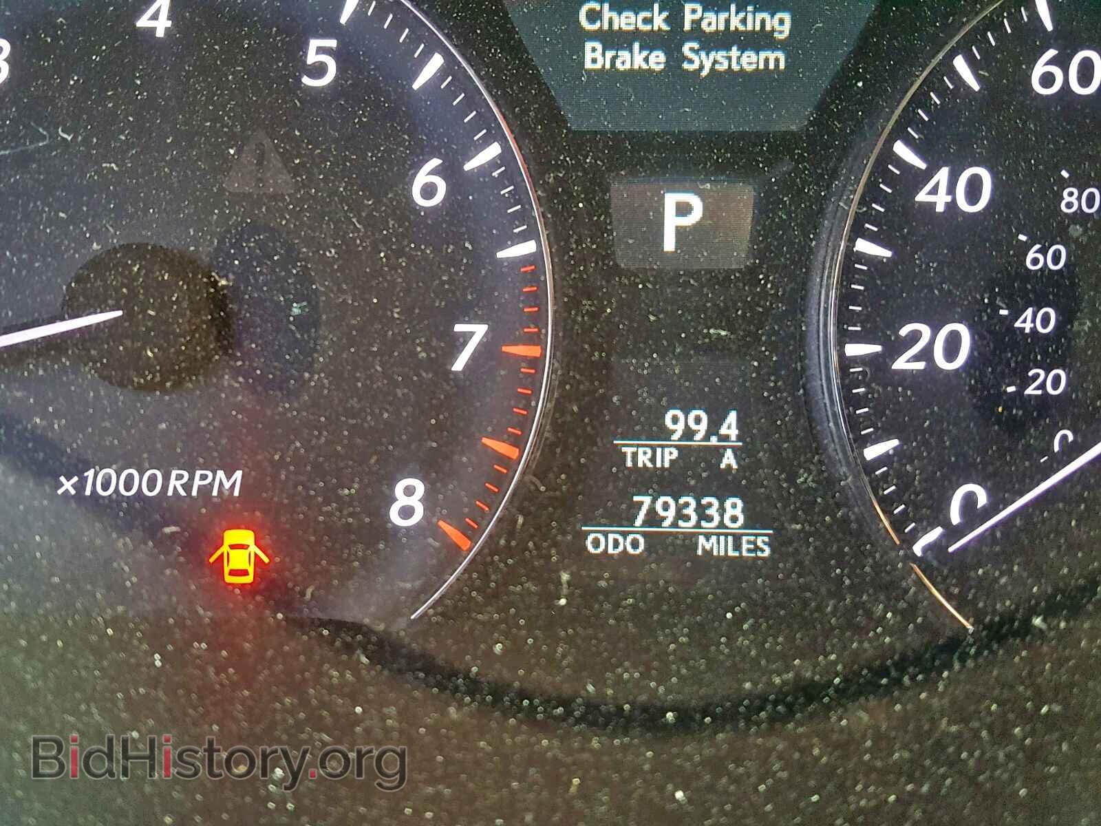 2011 LEXUS LS460 - VIN: JTHBL5EF4B5106109 - Photo 8