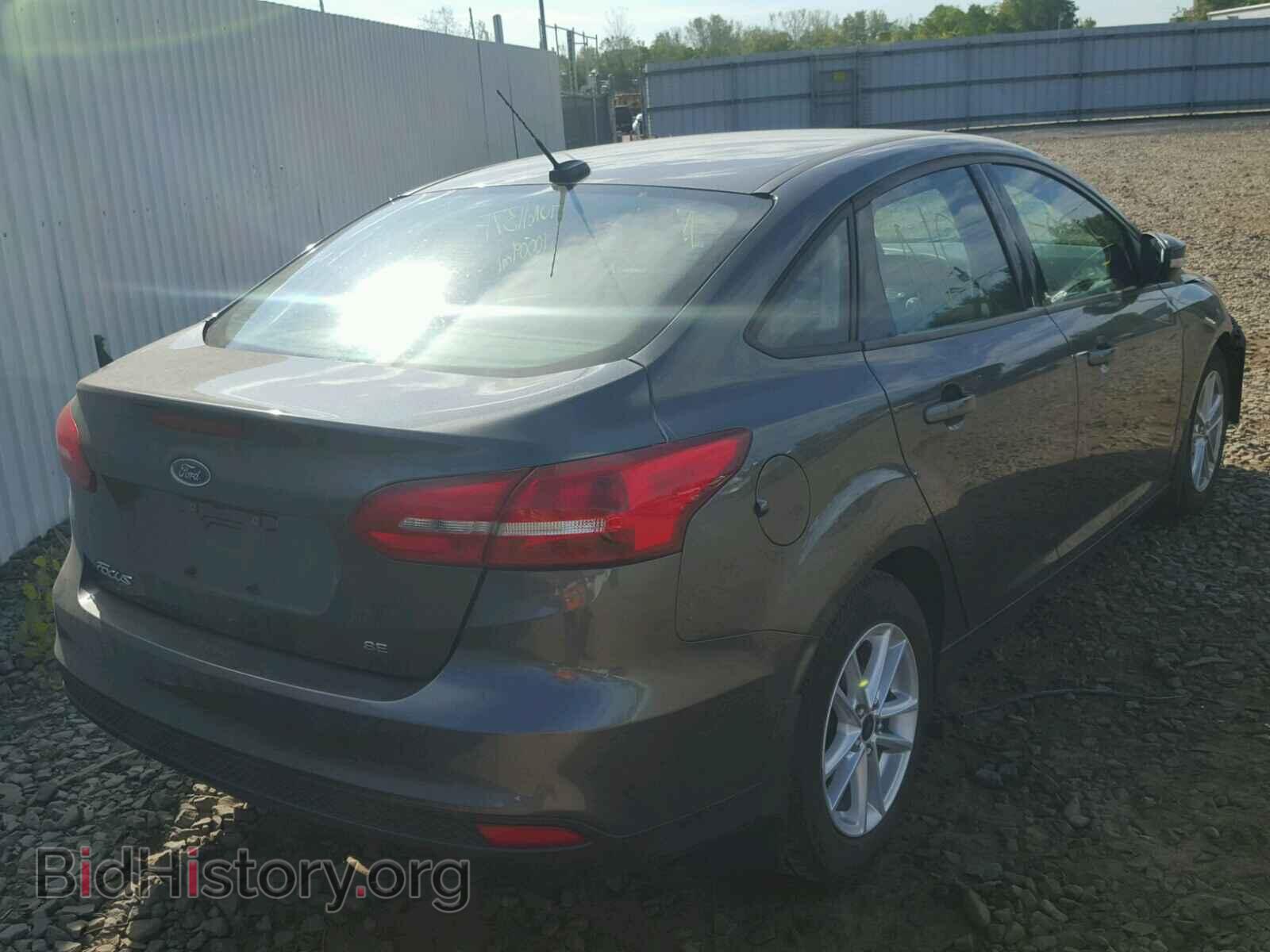 2016 FORD FOCUS - VIN: 1FADP3F2XGL200745 - Photo 4