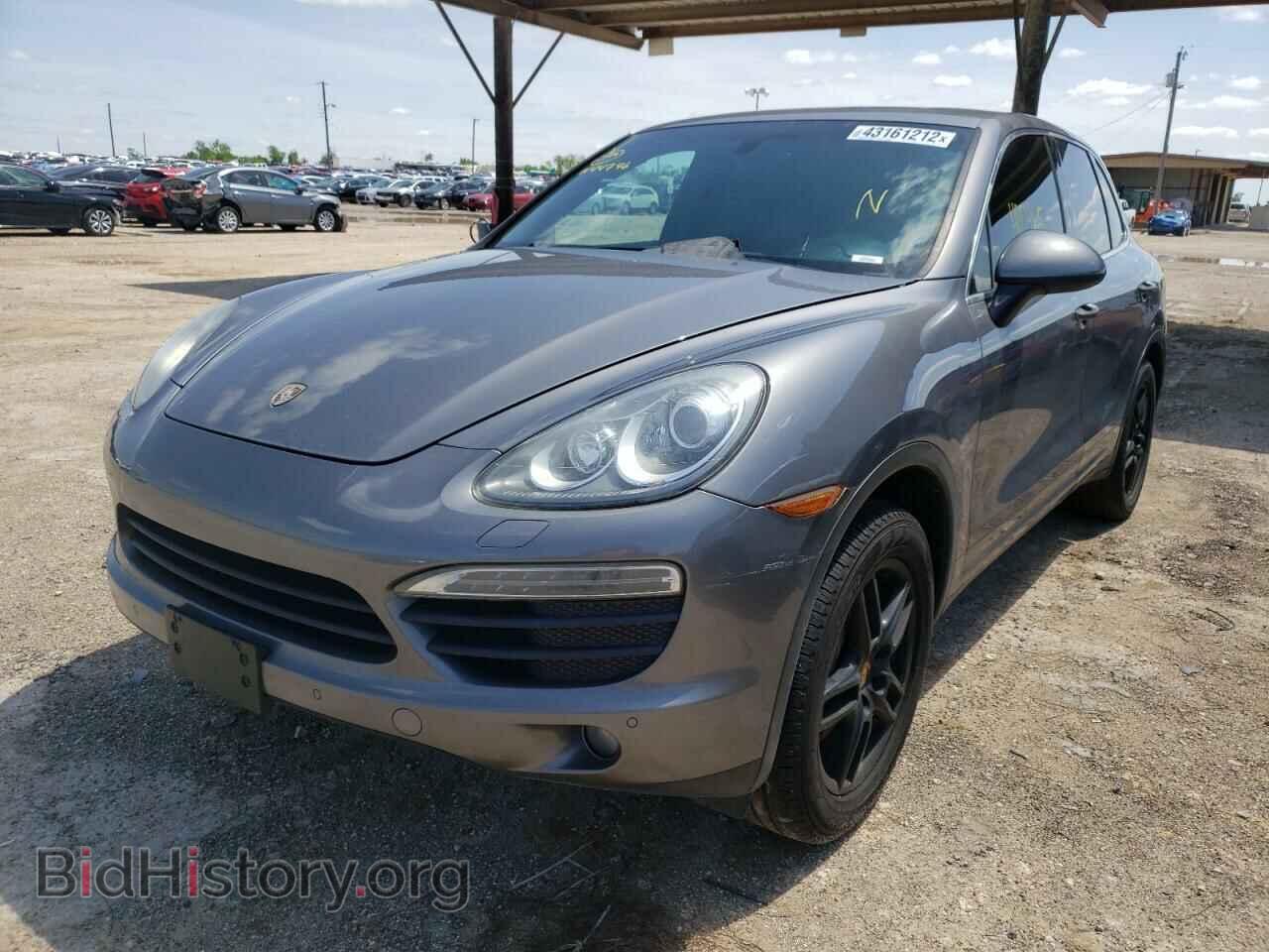 2011 PORSCHE CAYENNE - VIN: WP1AB2A23BLA44746 - Фото 2