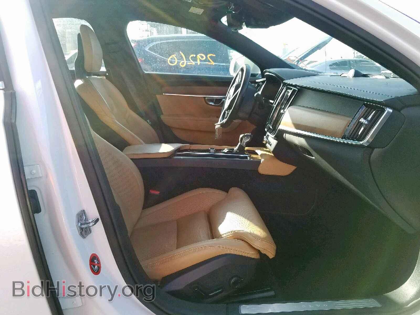 2017 VOLVO S90 - VIN: YV1A22ML4H1011470 - Фото 5