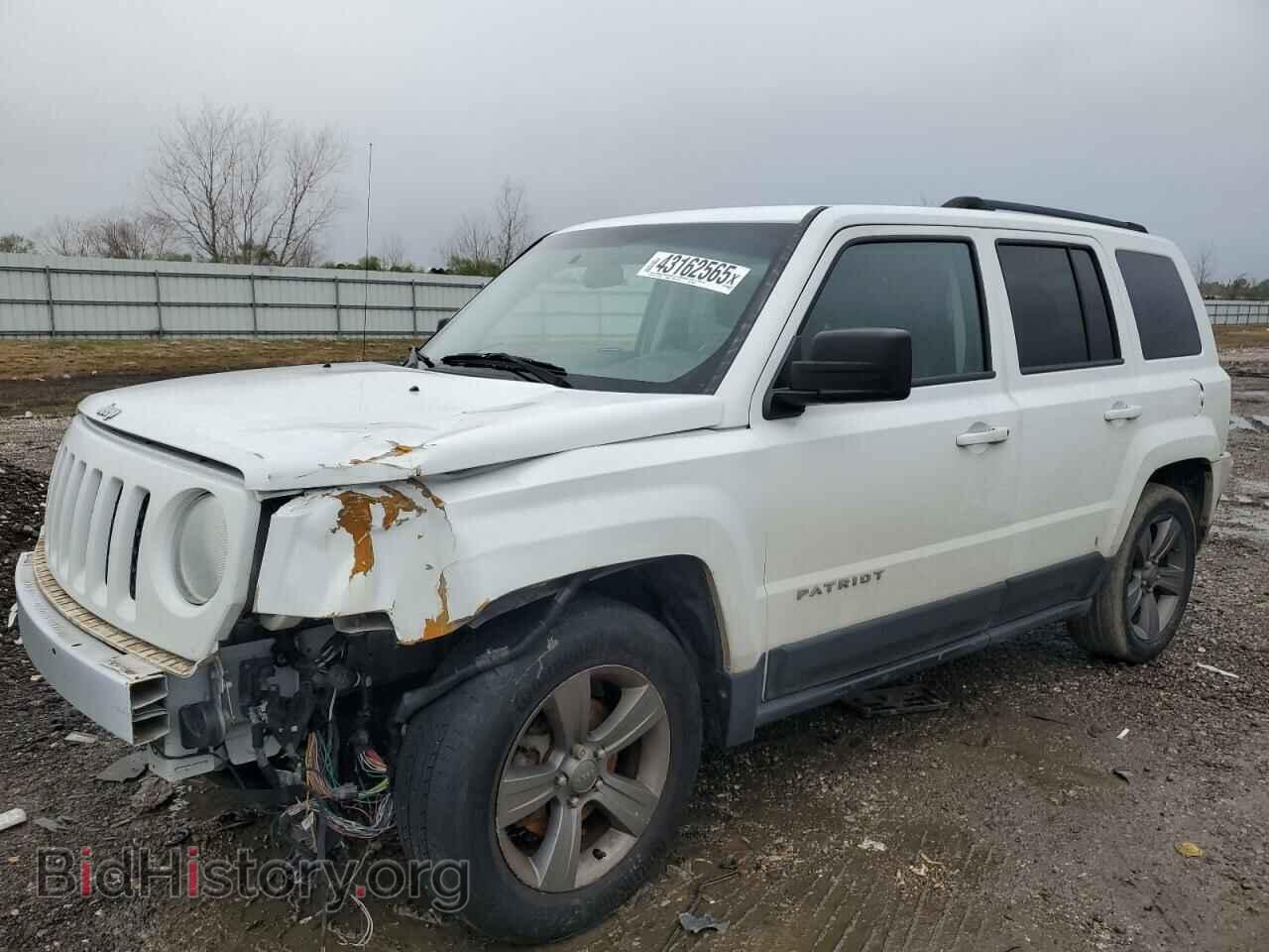 Photo 1C4NJPFA1FD358432 - JEEP PATRIOT 2015