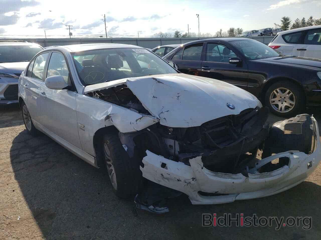 Photo WBAPK73519A450074 - BMW 3 SERIES 2009