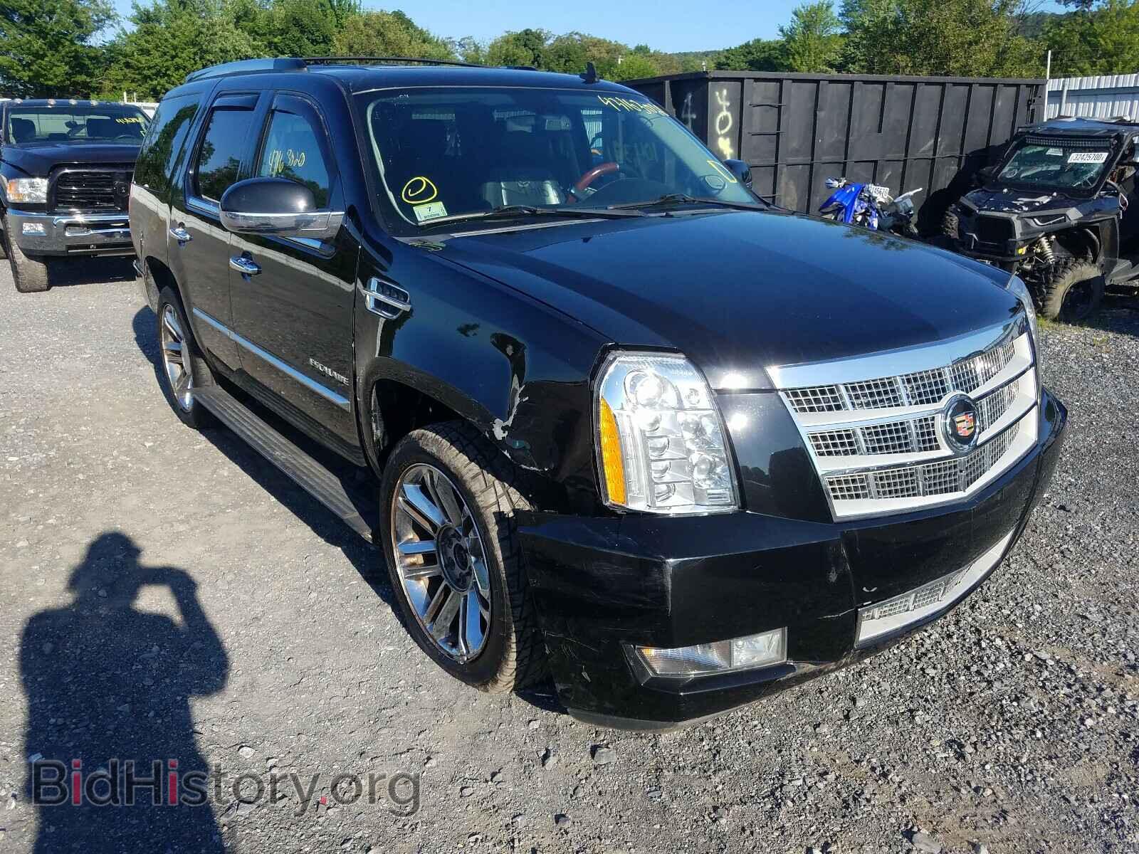 Photo 1GYS4DEF9DR198753 - CADILLAC ESCALADE 2013