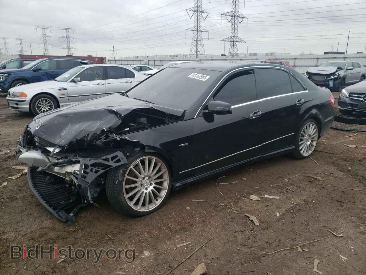 Photo WDDHF8JB7CA610417 - MERCEDES-BENZ E-CLASS 2012