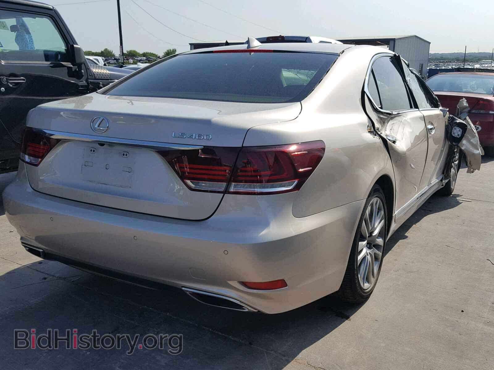 2016 LEXUS LS460 - VIN: JTHBL5EF2G5140217 - Photo 4
