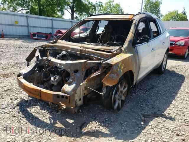 2008 BUICK ENCLAVE - VIN: 5GAEV23718J304568 - Фото 2