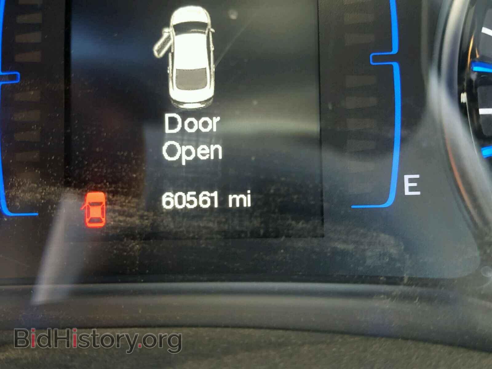 2015 CHRYSLER 200 - VIN: 1C3CCCBBXFN619368 - Photo 8