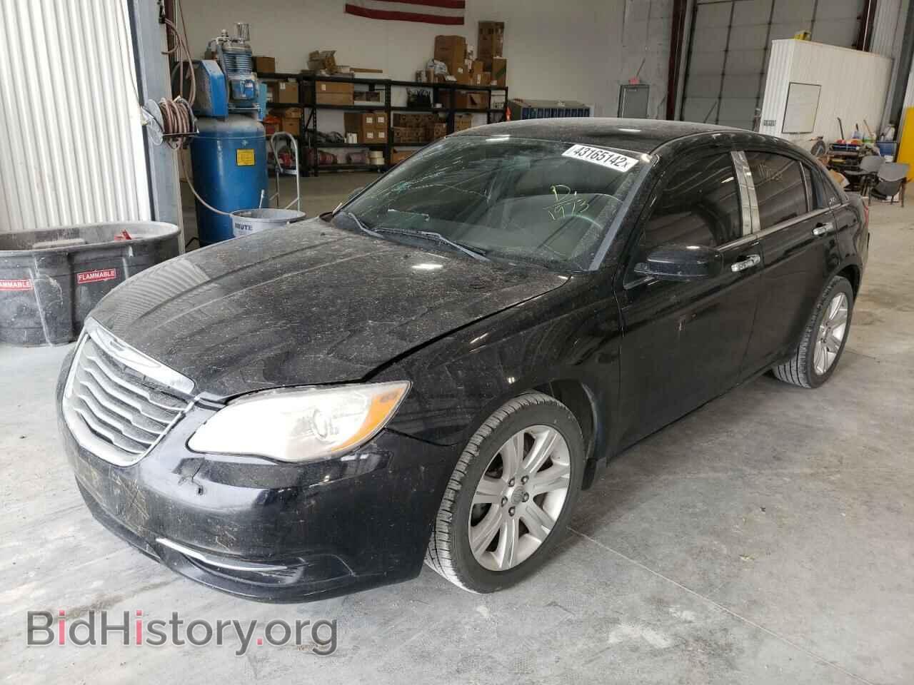 2012 CHRYSLER 200 - VIN: 1C3CCBAB8CN291973 - Фото 2