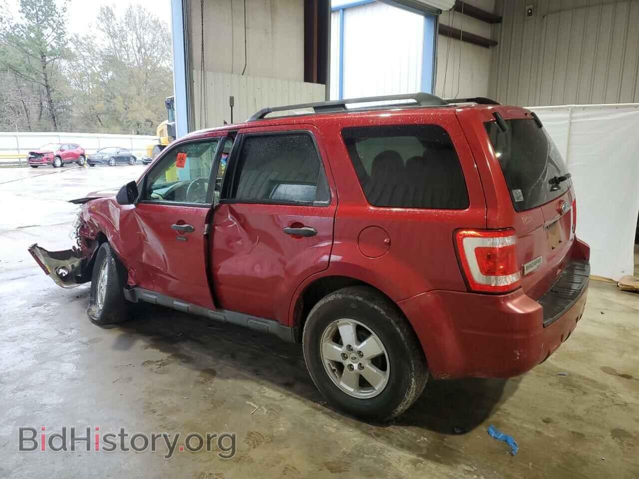 2011 FORD ESCAPE - VIN: 1FMCU0DG9BKB27096 - Фото 2