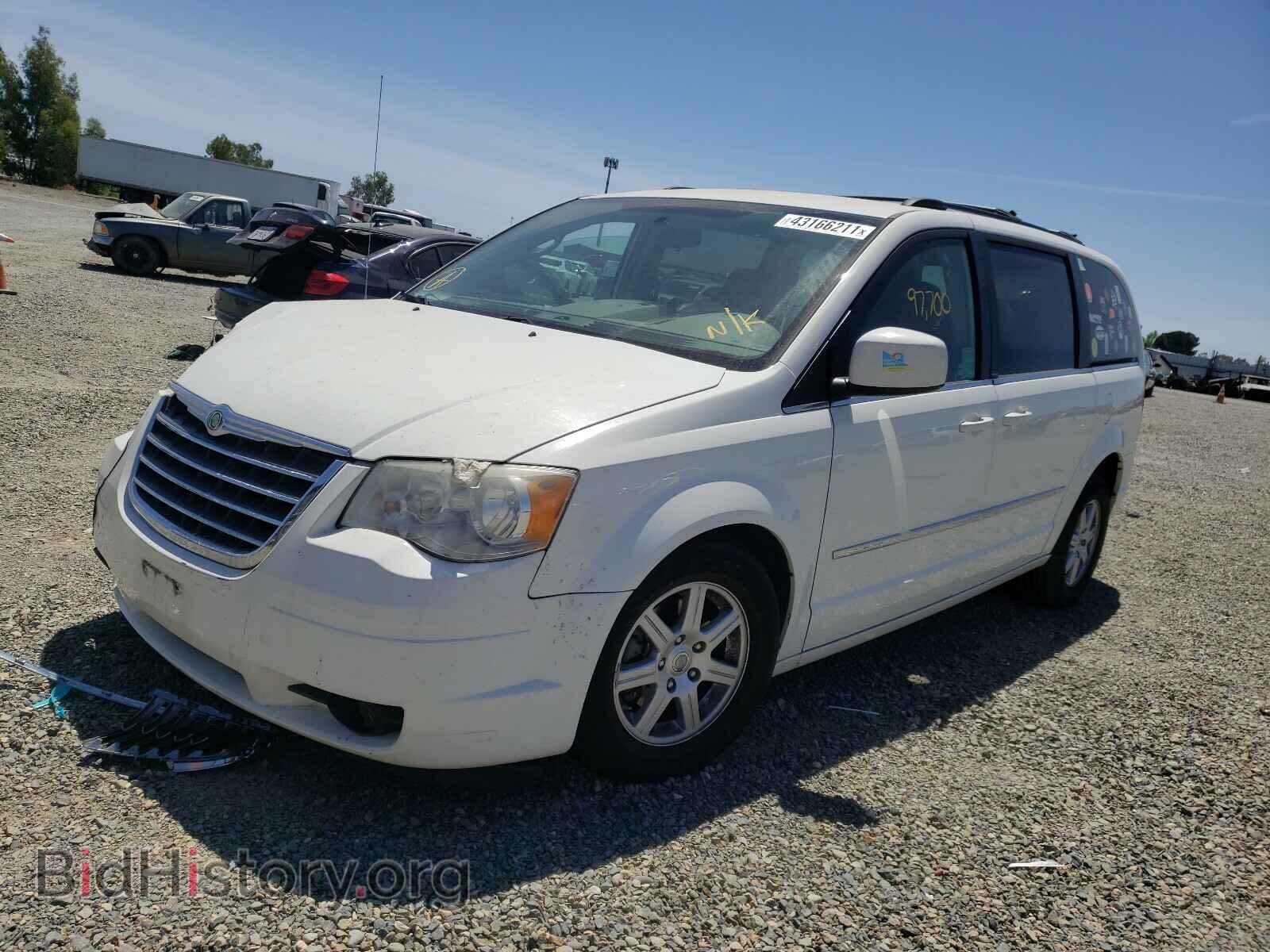 2010 CHRYSLER MINIVAN - VIN: 2A4RR5D11AR278887 - Фото 2