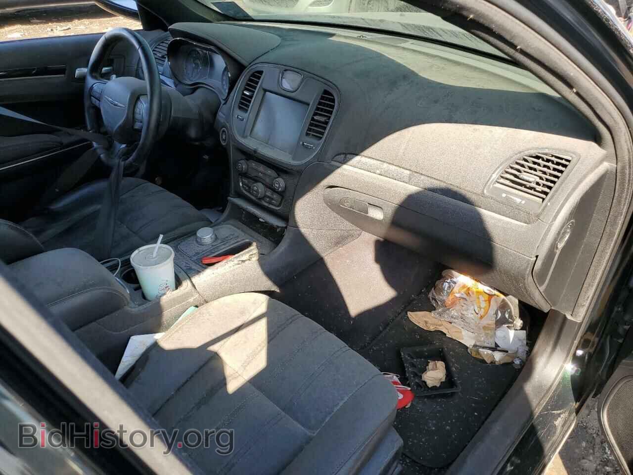 2016 CHRYSLER 300 - VIN: 2C3CCAGG9GH325009 - Фото 8