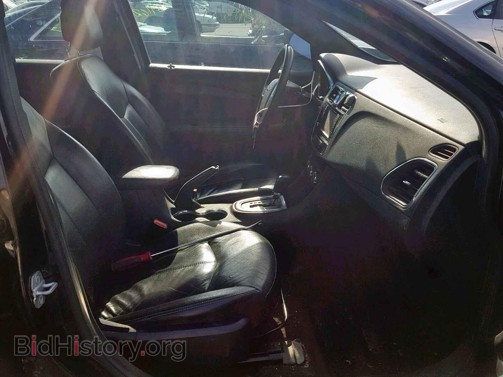 2012 CHRYSLER 200 - VIN: 1C3CCBCB3CN307218 - Фото 5