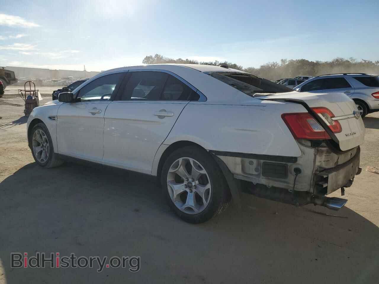 2010 FORD TAURUS - VIN: 1FAHP2EW5AG116820 - Фото 2