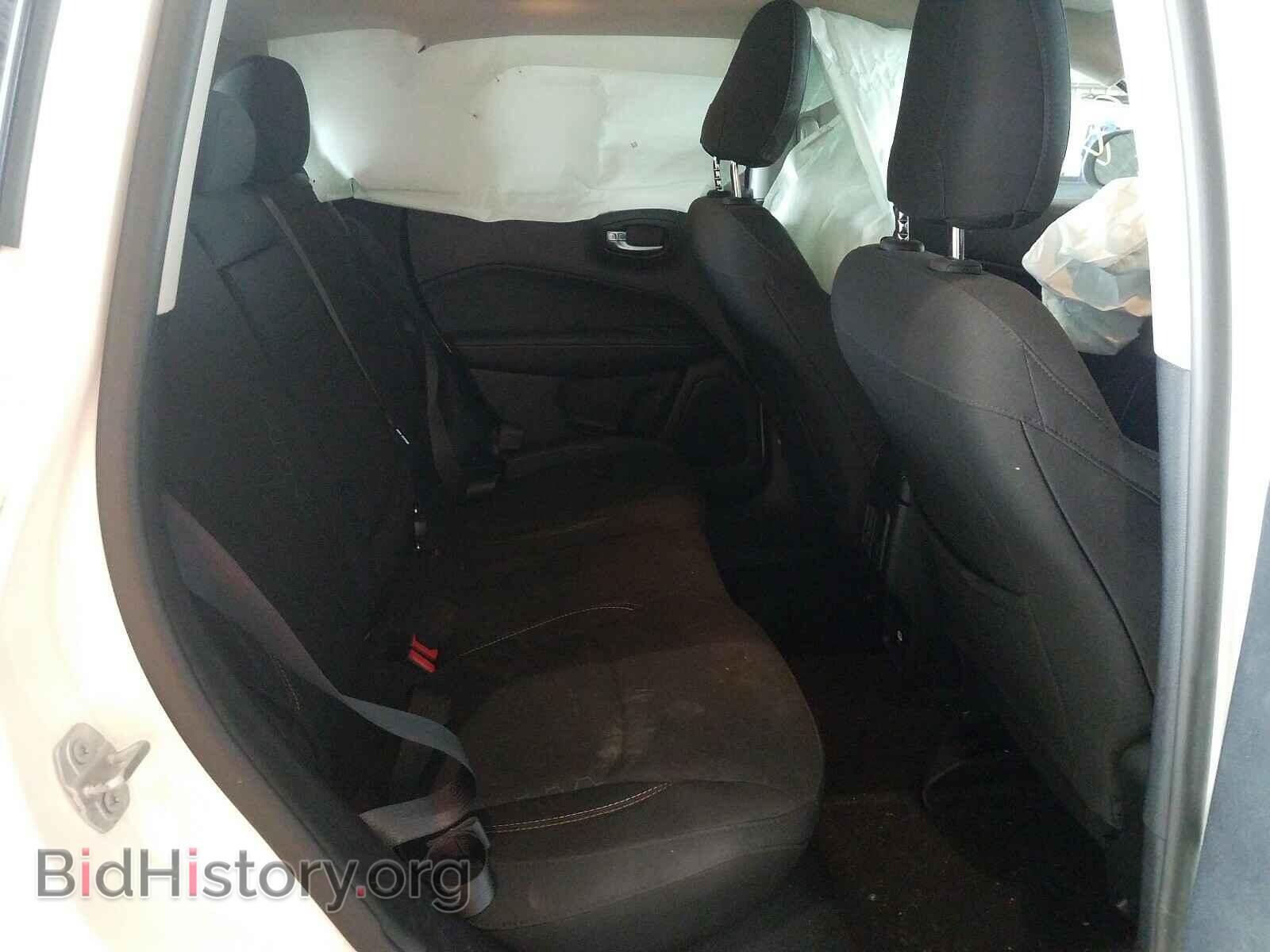 2018 JEEP COMPASS - VIN: 3C4NJCAB9JT123448 - Фото 6