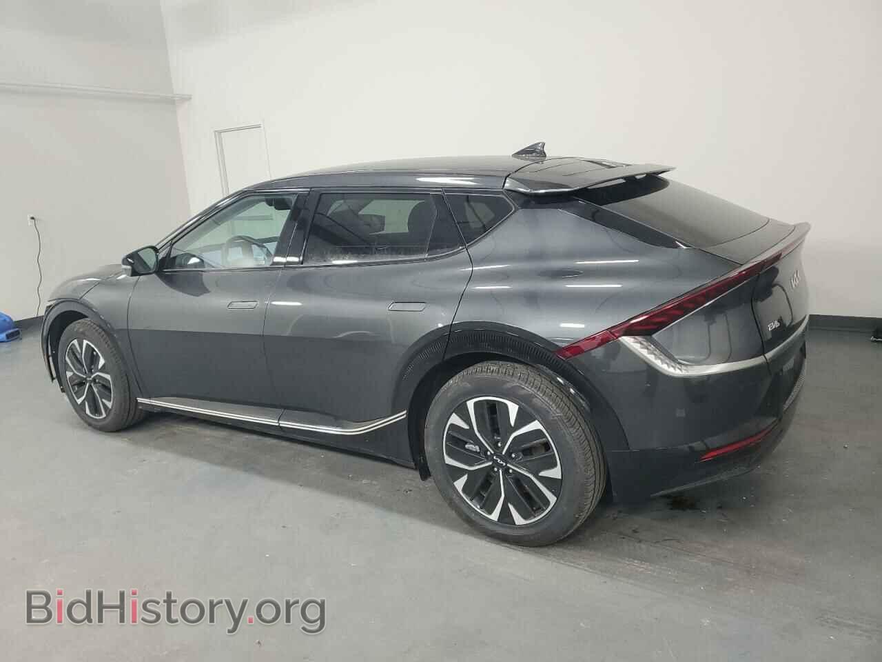 2024 KIA EV6 LIGHT - VIN: KNDC34LA3R5202136 - Photo 2