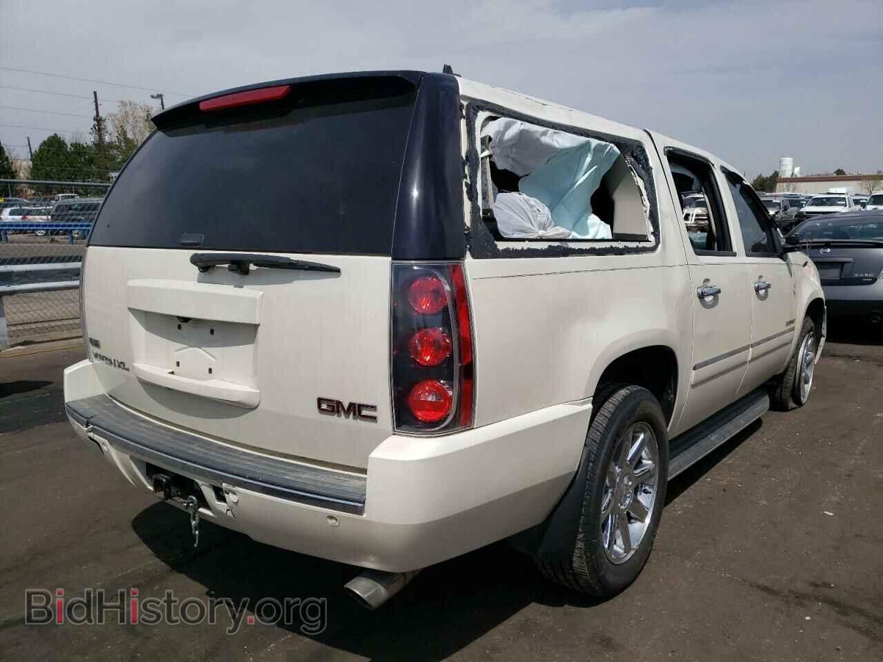 2011 GMC YUKON - VIN: 1GKS2MEF9BR265347 - Фото 4