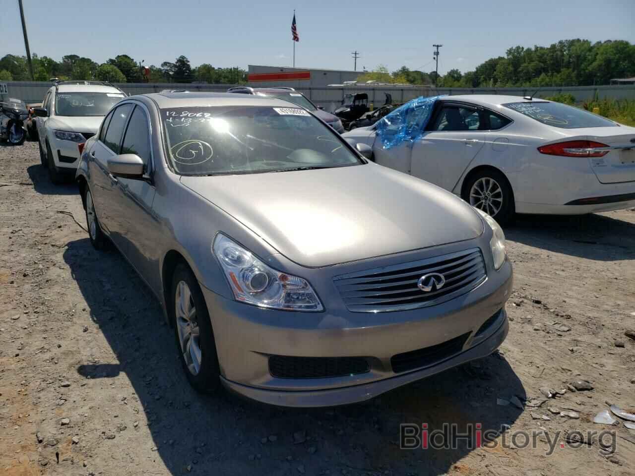 Photo JNKCV61F19M353002 - INFINITI G37 2009