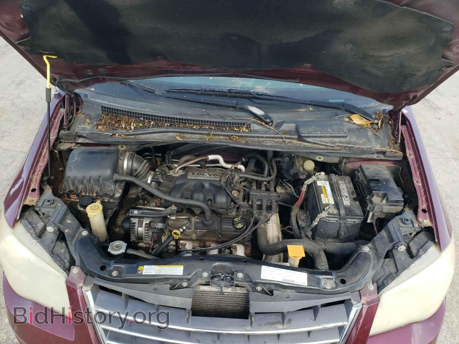 2008 CHRYSLER MINIVAN - VIN: 2A8HR54P08R774191 - Фото 7